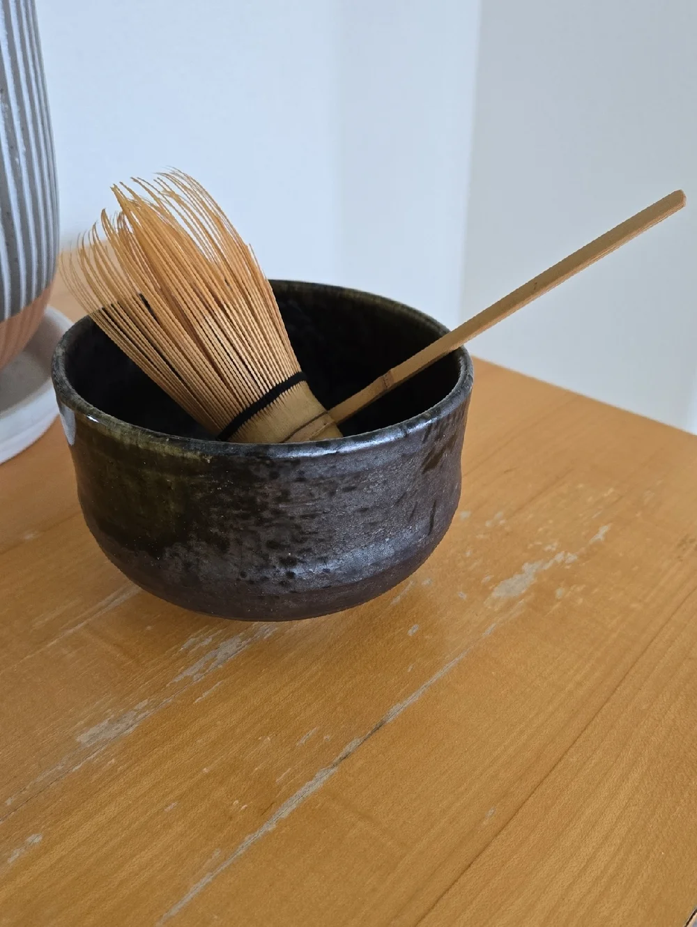 Handmade Dark Glazed Ceramic Matcha Tea Bowl with Bamboo Whisk